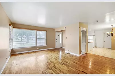 918 S Owen Street, Mount Prospect, IL 60056 - Photo 6