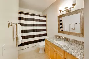 512 N McClurg Ct, Chicago, IL 60611 - Photo 16