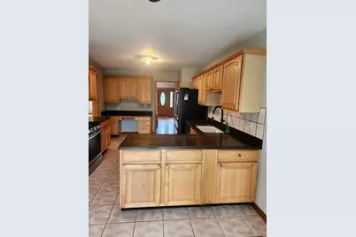 12 Mill Pond Drive, Glendale Heights, IL 60139 - Photo 12