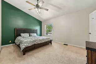 1219 Oak Ridge Dr, Streamwood, IL 60107 - Photo 16