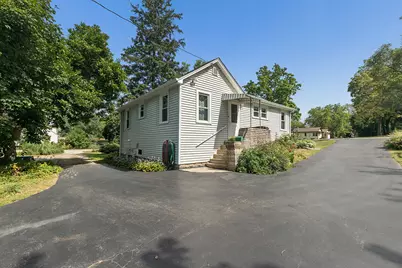 150 E 2nd Avenue, New Lenox, IL 60451 - Photo 2