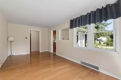 150 E 2nd Avenue, New Lenox, IL 60451 - Photo 10