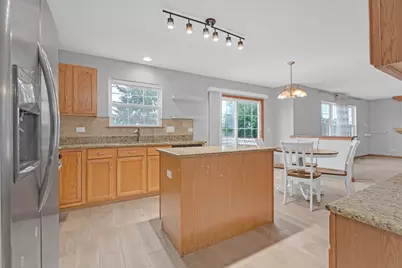 10745 Great Plaines Drive, Huntley, IL 60142 - Photo 6