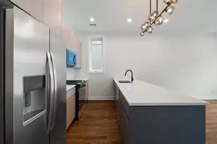408 E 50th Pl, Chicago, IL 60615 - Photo 6