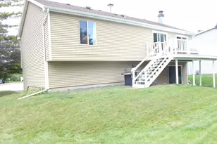 902 Garden Cir, Streamwood, IL 60107 - Photo 22