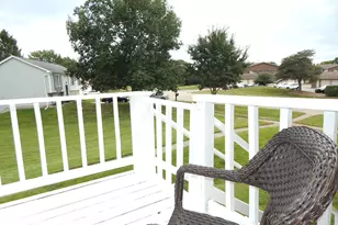 902 Garden Cir, Streamwood, IL 60107 - Photo 20