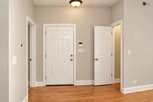 1120 W Grand Ave, Chicago, IL 60642 - Photo 6