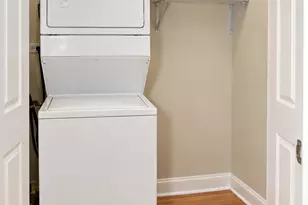 1120 W Grand Ave, Chicago, IL 60642 - Photo 20