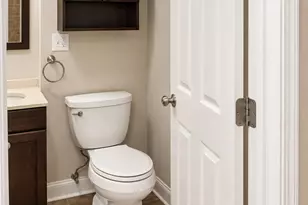 1120 W Grand Ave, Chicago, IL 60642 - Photo 32