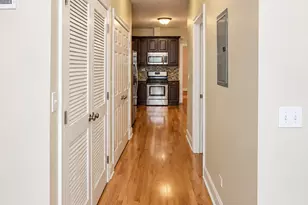 1120 W Grand Ave, Chicago, IL 60642 - Photo 16