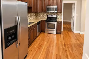 1120 W Grand Ave, Chicago, IL 60642 - Photo 24