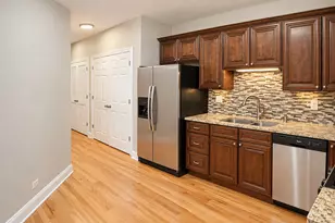 1120 W Grand Ave, Chicago, IL 60642 - Photo 24