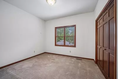 2310 Big Woods Drive, Batavia, IL 60510 - Photo 24