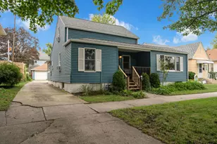 412 E Jackson St, Morris, IL 60450 - Photo 1