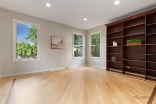 818 W Lukas Ave, Palatine, IL 60067 - Photo 6