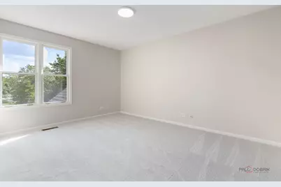 818 W Lukas Avenue, Palatine, IL 60067 - Photo 20