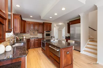 818 W Lukas Avenue, Palatine, IL 60067 - Photo 12