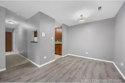 1464 Stonebridge Circle #E3, Wheaton, IL 60189 - Photo 2