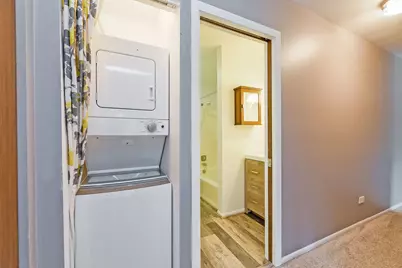 1464 Stonebridge Circle #E3, Wheaton, IL 60189 - Photo 6