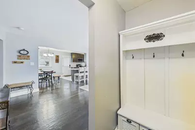 [Address not provided], Oak Lawn, IL 60453 - Photo 4