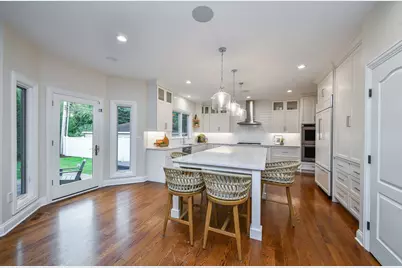 830 N Sleight Street, Naperville, IL 60563 - Photo 2