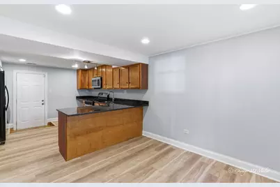 4558 N Kostner Avenue #G, Chicago, IL 60630 - Photo 10