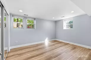 4558 N Kostner Ave, Chicago, IL 60630 - Photo 14