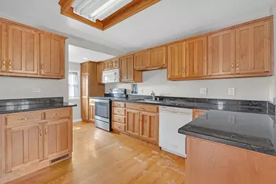 10825 S Artesian Avenue, Chicago, IL 60655 - Photo 8