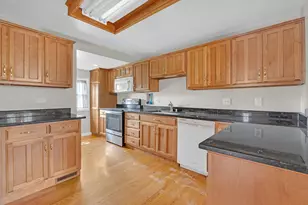 10825 S Artesian Ave, Chicago, IL 60655 - Photo 8