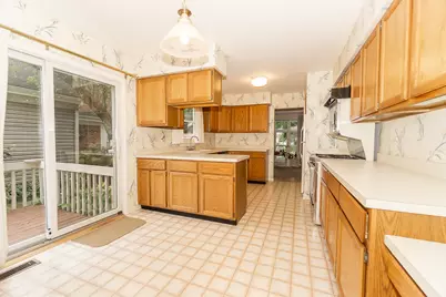 2157 N Lake Shore Circle, Arlington Heights, IL 60004 - Photo 14