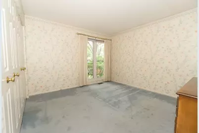 2157 N Lake Shore Circle, Arlington Heights, IL 60004 - Photo 20