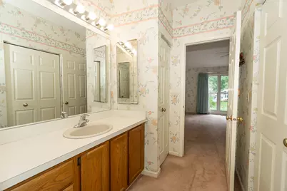 2157 N Lake Shore Circle, Arlington Heights, IL 60004 - Photo 18