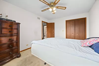 8515 Leclaire Avenue, Burbank, IL 60459 - Photo 16