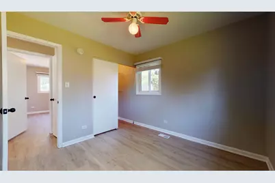 115 Princeton Street, Hoffman Estates, IL 60169 - Photo 8