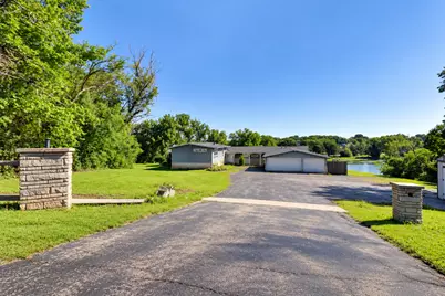 24072 W Hawthorne Lane, Antioch, IL 60002 - Photo 66