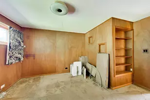 24072 W Hawthorne Ln, Antioch, IL 60002 - Photo 30