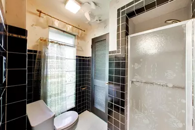 24072 W Hawthorne Lane, Antioch, IL 60002 - Photo 26