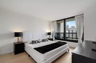 1030 N State St, Chicago, IL 60610 - Photo 14