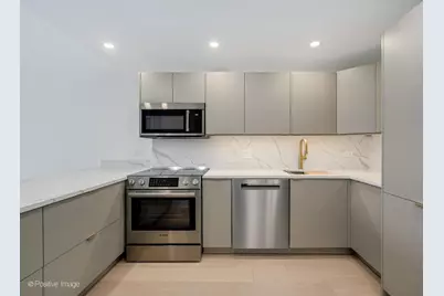 1030 N State Street #29J, Chicago, IL 60610 - Photo 10
