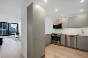 1030 N State St, Chicago, IL 60610 - Photo 4
