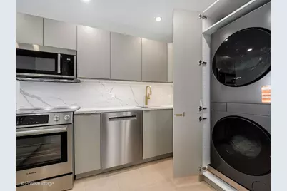 1030 N State Street #29J, Chicago, IL 60610 - Photo 12