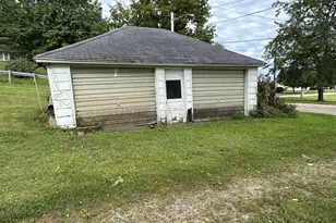 1520 Chicago Ave, Savanna, IL 61074 - Photo 6