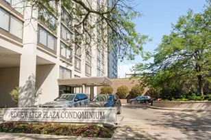 5455 N Sheridan Rd, Chicago, IL 60640 - Photo 2