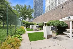 5455 N Sheridan Rd, Chicago, IL 60640 - Photo 14