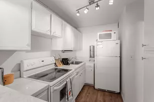 5455 N Sheridan Rd, Chicago, IL 60640 - Photo 8