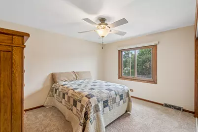 7730 Arcadia Street, Morton Grove, IL 60053 - Photo 18