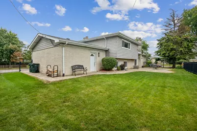7730 Arcadia Street, Morton Grove, IL 60053 - Photo 26