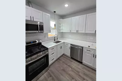 20 N 6th Avenue, Maywood, IL 60153 - Photo 18