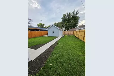 20 N 6th Avenue, Maywood, IL 60153 - Photo 36
