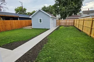 20 N 6th Ave, Maywood, IL 60153 - Photo 36